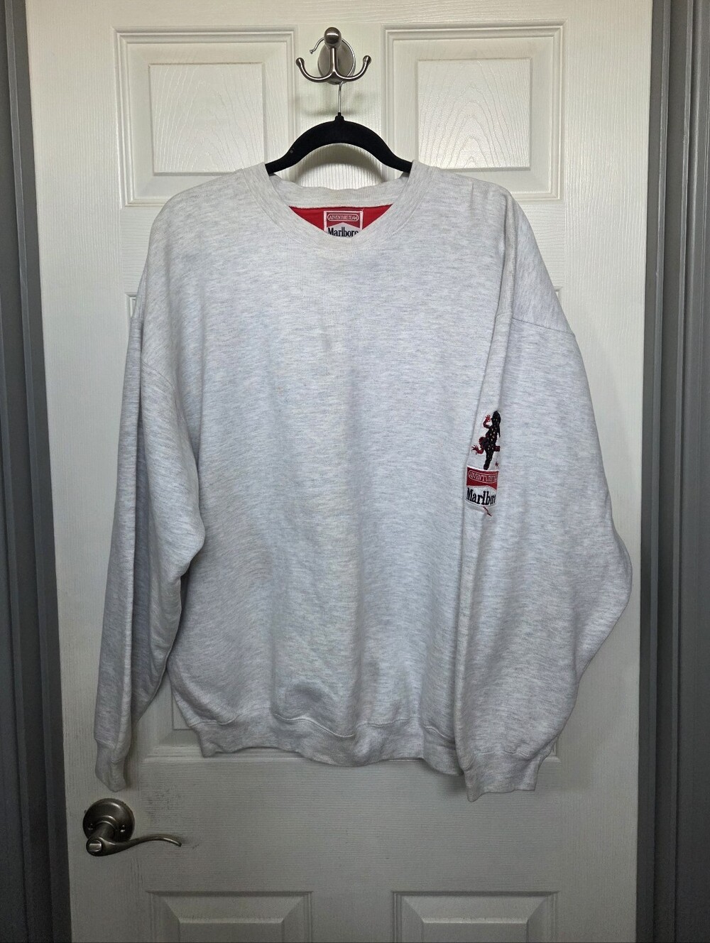 90s Marlboro Adventure Team Gray Sweatshirt With Black Lizard Logo Large Grunge
